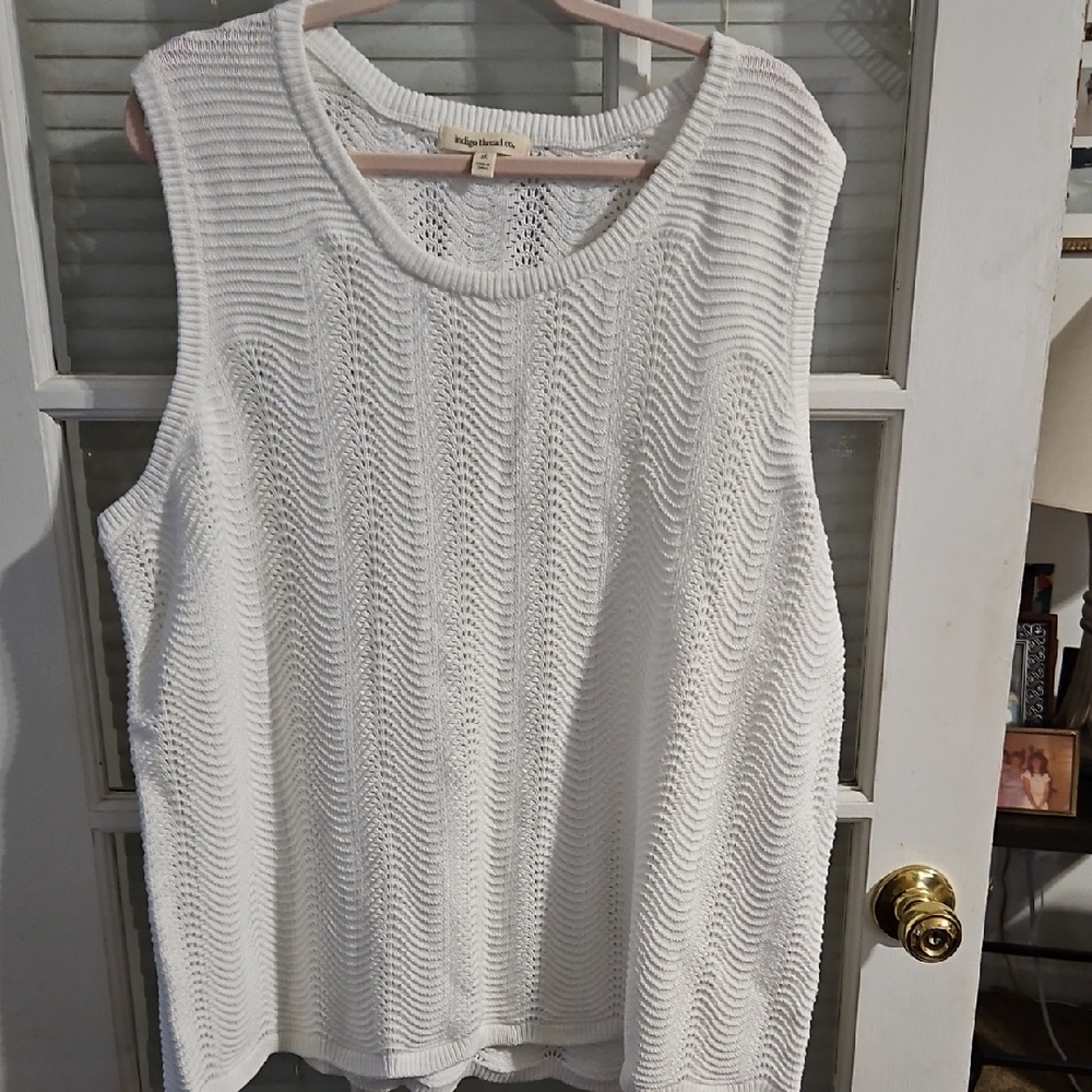 NWOT  Indigo Thread White Textured Tank Top. Sz 3X